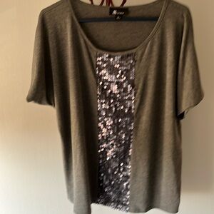 Gray sequin tee size XL